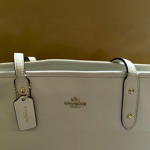 Authentic Coach Zip Top Tote - Picture 4 of 6